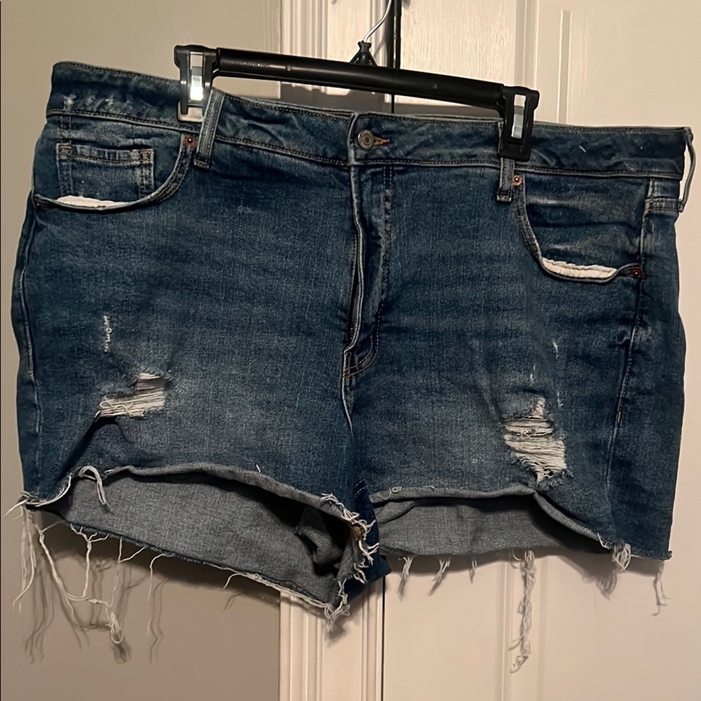 Old Navy Women's Distressed Denim Shorts